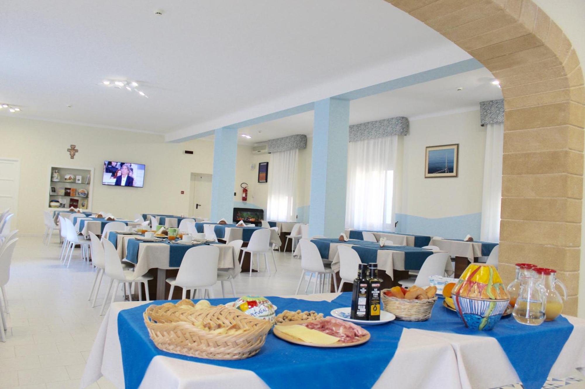 Albergo Del Santuario Santa Maria di Leuca ภายนอก รูปภาพ