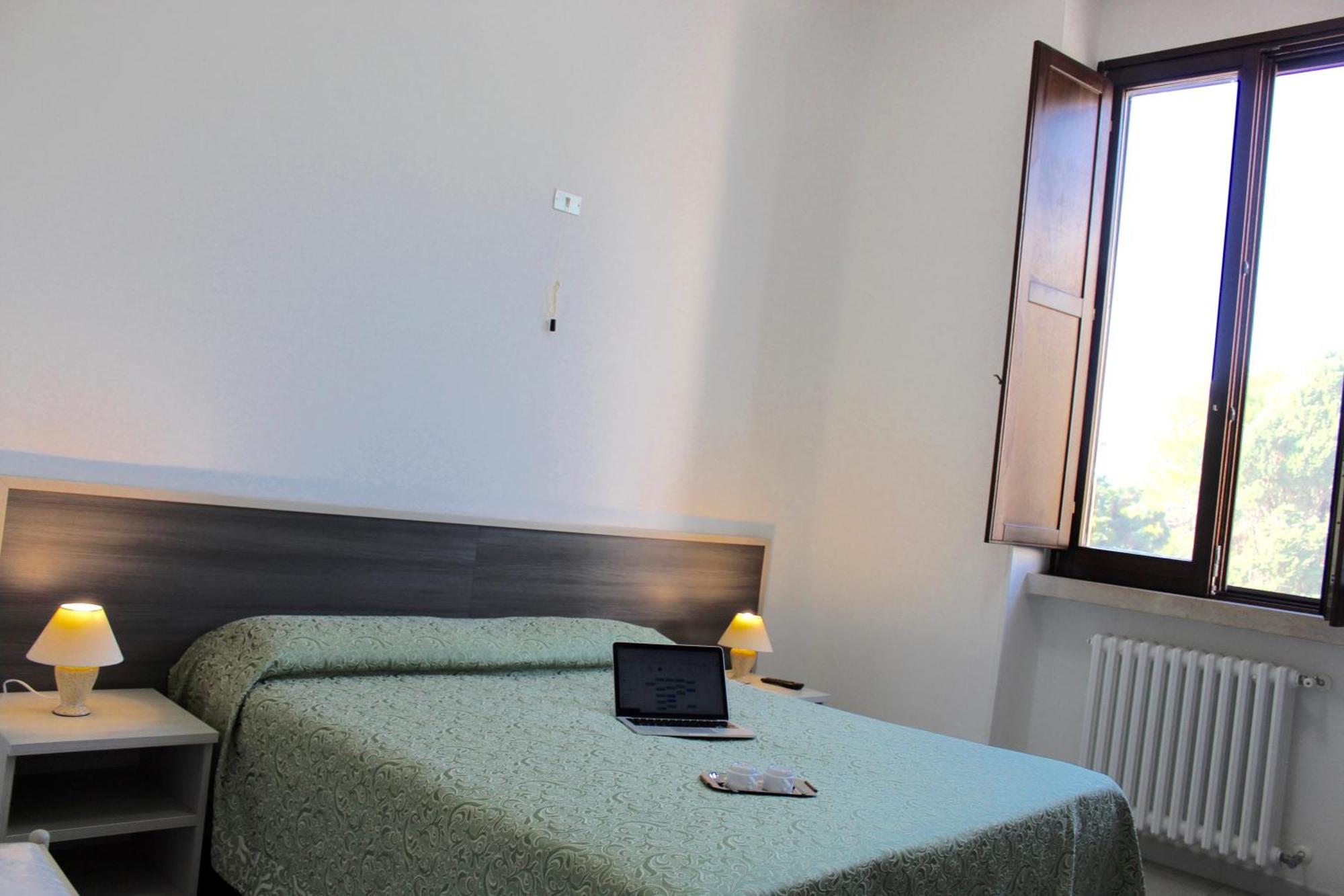 Albergo Del Santuario Santa Maria di Leuca ภายนอก รูปภาพ