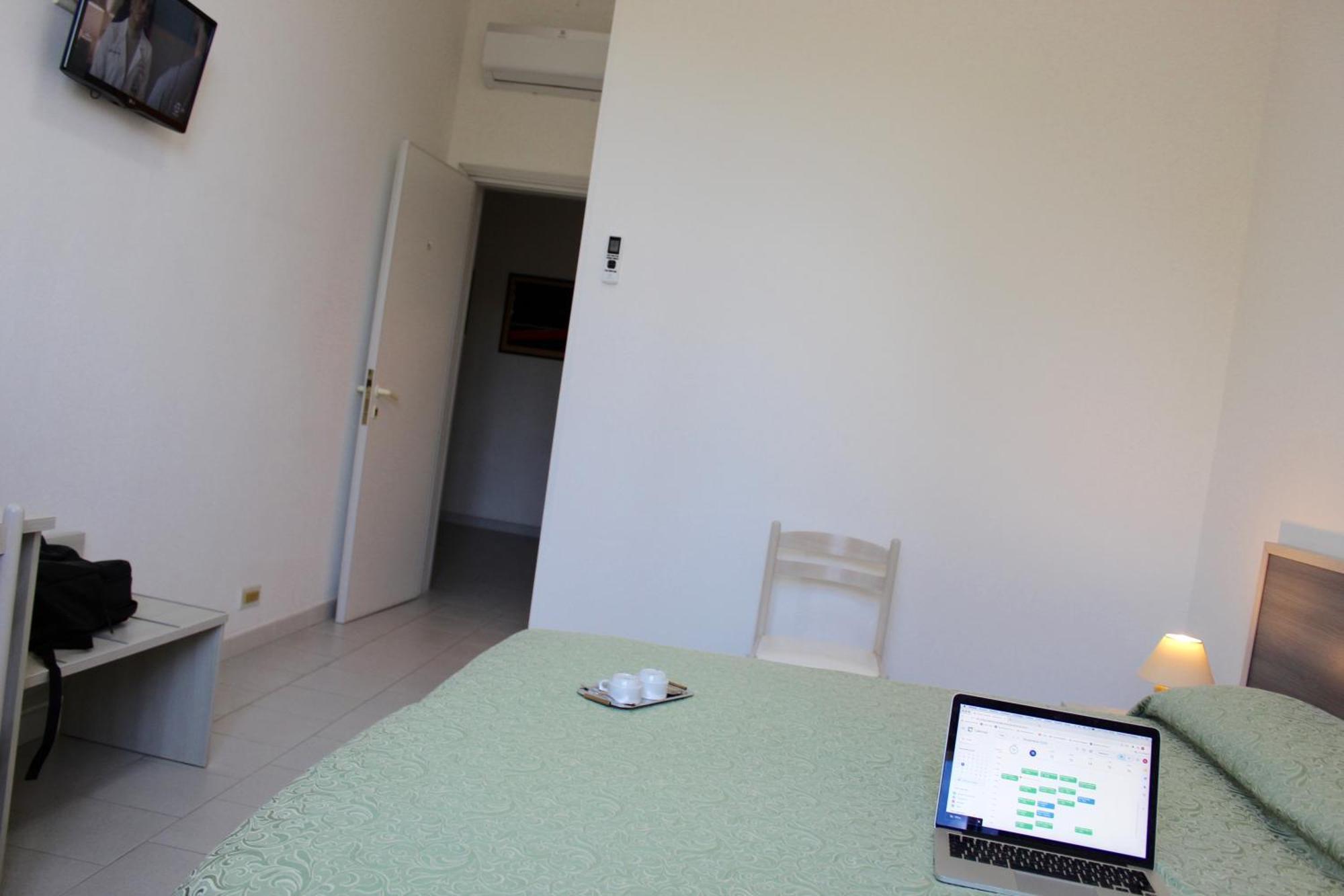 Albergo Del Santuario Santa Maria di Leuca ภายนอก รูปภาพ